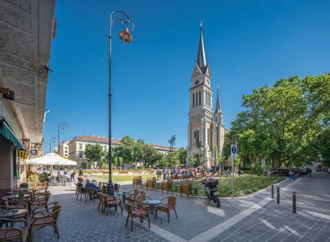Sunny Rooms At Danube Budapest Exterior photo